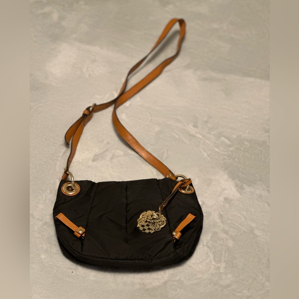 Vince camuto crossbody bag